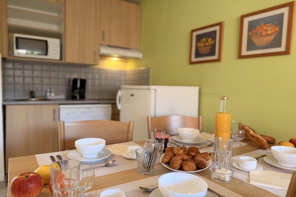 Foto van Duplexappartement met zeezicht voor 8 - Vakantiehuis in Cerbère - DiningRoom