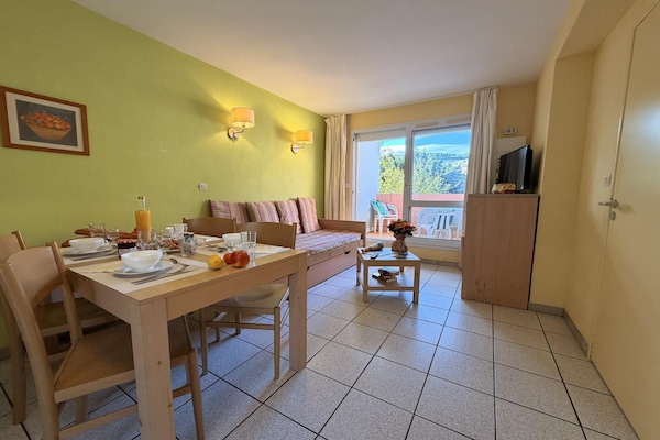 Foto van Duplexappartement met zeezicht voor 8 - Vakantiehuis in Cerbère - DiningRoom