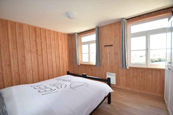 Foto van Landhuis in Cuzy met zwembad en boszicht - Vakantiehuis in Cuzy - BedRoom