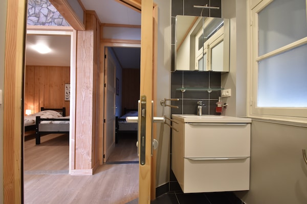 Foto van Landhuis in Cuzy met zwembad en boszicht - Vakantiehuis in Cuzy - HallReception