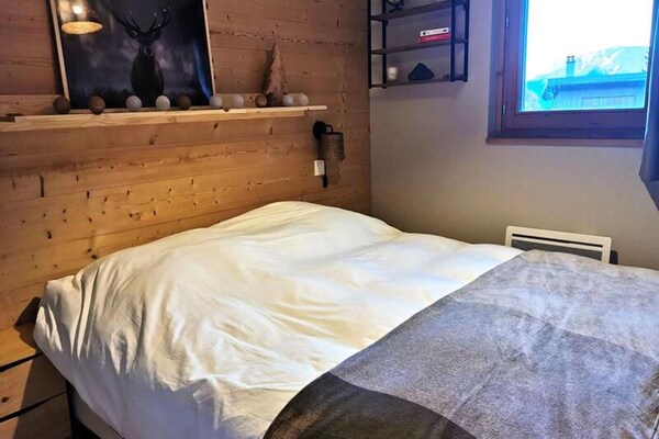 Foto van 3 stukken voor 7 personen - Vakantiehuis in LES AVANCHERS VALMOREL - BedRoom