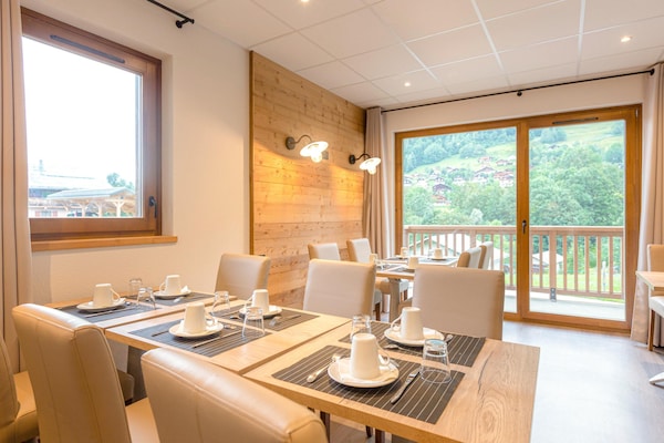 Foto van Vakantiehuis in Alpen bij Skitrails - Vakantiehuis in Beaufort - DiningRoom