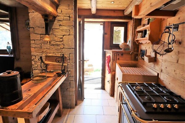 Foto van Chalet in Arèches met uitzicht op de Alpen - Vakantiehuis in BEAUFORT - Untagged