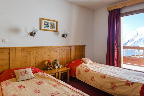 Foto van Duplex Escape in de Alpen - Vakantiehuis in Fontcouverte-la-Toussuire - BedRoom