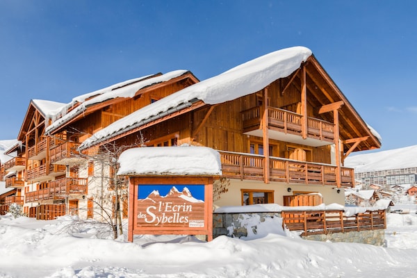 Foto van Duplex Escape in de Alpen - Vakantiehuis in Fontcouverte-la-Toussuire - ExteriorWinter