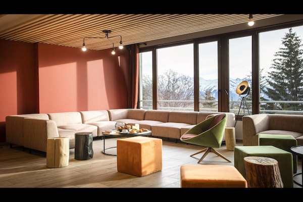 Foto van Appartement in Le Corbier met Spa & Zwembad - Vakantiehuis in Villarembert - LivingRoom