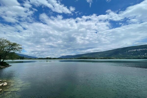 Foto van Huis met uitzicht op Grand Colombier - Vakantiehuis in Serrieres en Chautagne - AreaSummer5KM