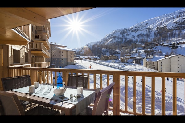 Foto van Appartement in Tignes met Spa en Zwembad - Vakantiehuis in Tignes - TerraceBalcony