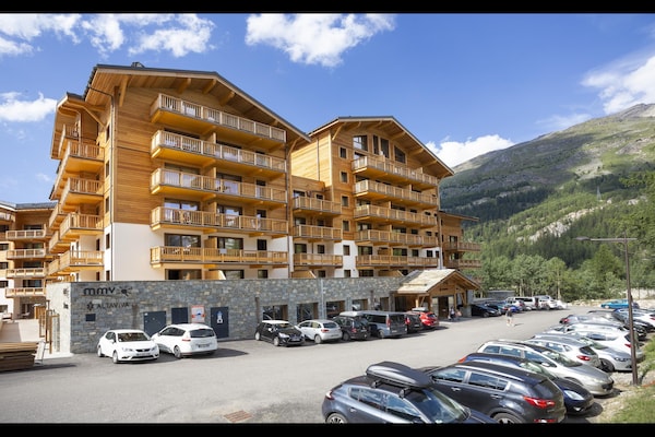 Foto van Appartement in Frankrijk met Spa & Uitzicht - Vakantiehuis in Tignes - ExteriorSummer