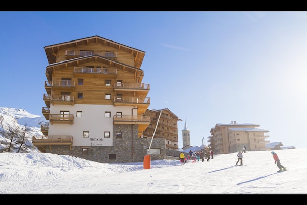 Foto van Appartement in Tignes met ski-in/ski-out - Vakantiehuis in Tignes - ExteriorWinter