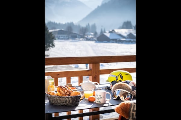 Foto van Appartement in Samoëns met Zwembad & Spa - Vakantiehuis in Samoëns - TerraceBalcony