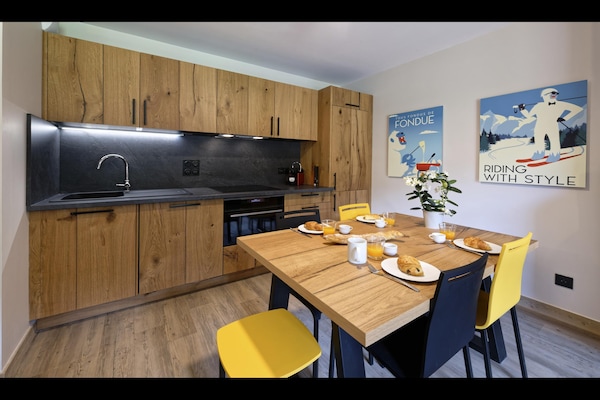 Foto van Appartement in Samoëns met Spa en Zwembad - Vakantiehuis in Samoëns - Kitchen