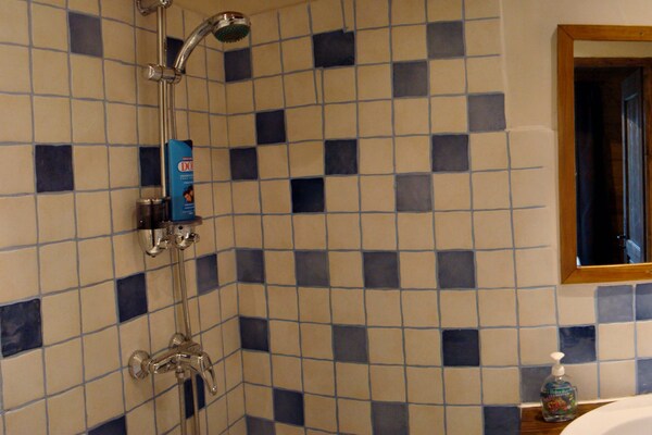 Foto van Luxe appartement met sauna in de Franse Alpen - Vakantiehuis in Champagny en Vanoise - BathRoom