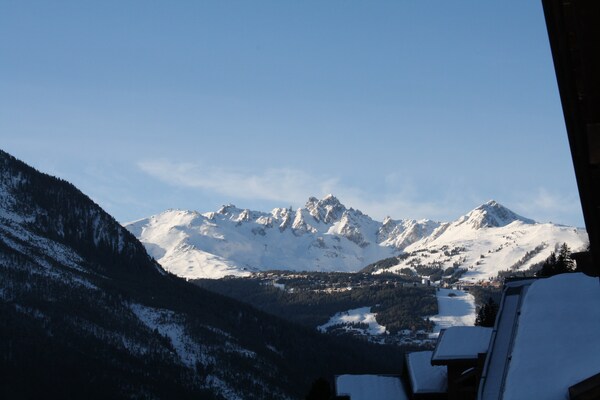 Foto van Luxe appartement met sauna in de Franse Alpen - Vakantiehuis in Champagny en Vanoise - ExteriorWinter
