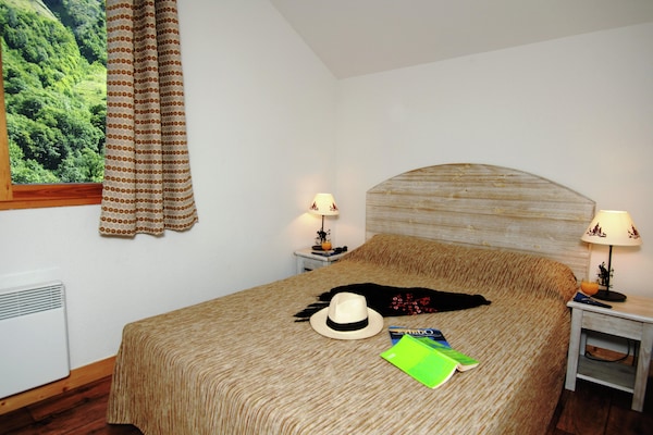 Foto van Prachtig chaletappartement voor groepen - Vakantiehuis in St. Sorlin D'arves - BedRoom