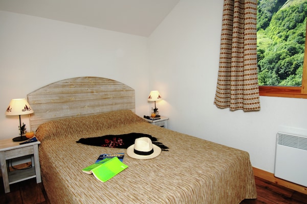 Foto van Prachtig chaletappartement voor groepen - Vakantiehuis in St. Sorlin D'arves - BedRoom