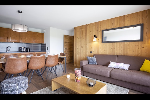 Foto van Appartement in Hauteluce met Ski-In/Ski-Out - Vakantiehuis in Hauteluce - LivingRoom