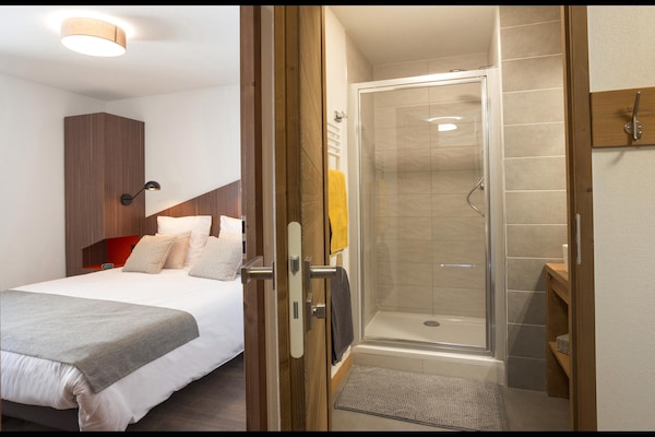 Foto van Appartement in Hauteluce met Ski-In/Ski-Out - Vakantiehuis in Hauteluce - BedRoom