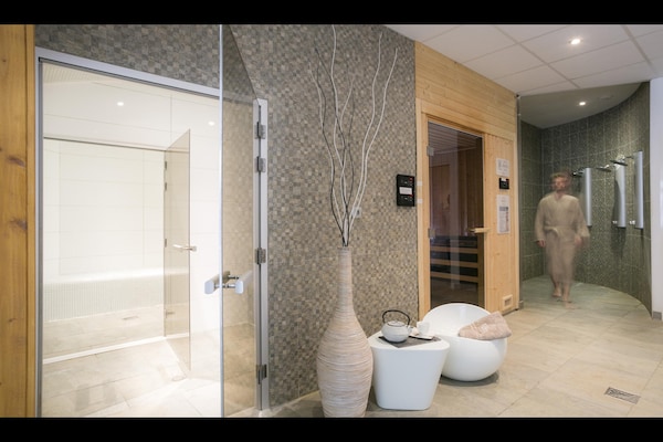 Foto van Appartement in Frankrijk met Spa en Uitzicht - Vakantiehuis in Sainte-Foy Tarentaise - Wellness