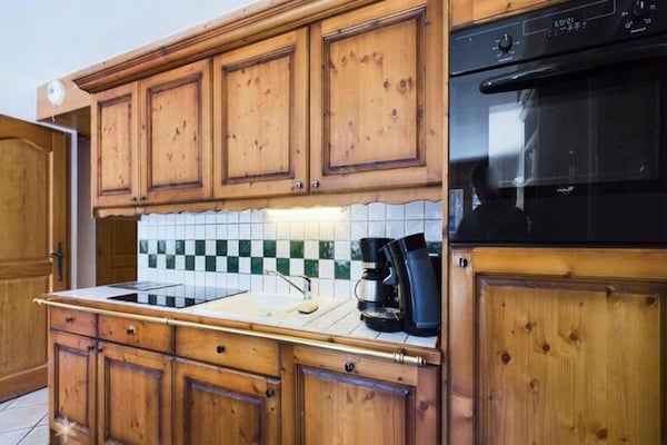 Foto van 3 Kamers voor 6 personen - Vakantiehuis in MONTVALEZAN - ExteriorSummer