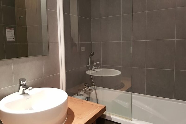 Foto van 3-kamerappartement voor 8 personen in Arc 1600, vlakbij de pistes en winkels, met gratis toegang tot het zwembad en de sauna. - Untagged