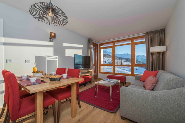 Foto van Skiresort met zwembad - Vakantiehuis in Bourg-Saint Maurice - LivingRoom