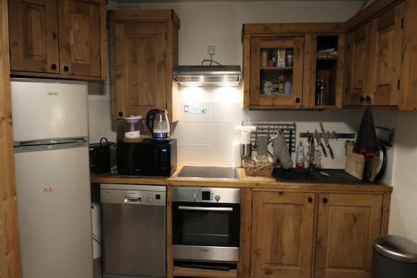 Foto van De Chalets du Soleil met drie kamers - Vakantiehuis in ST GERVAIS LES BAINS - Kitchen