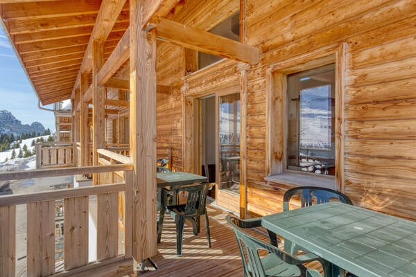 Foto van Grand Massif Familie Retreat - Vakantiehuis in Arâches-La-Frasse - TerraceBalcony