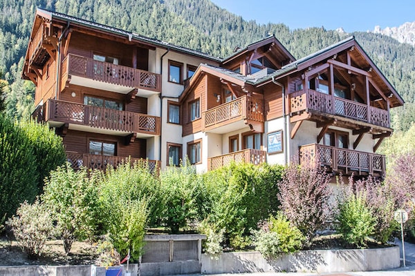 Foto van 4 stukken voor 6 personen - Vakantiehuis in CHAMONIX MONT BLANC - ExteriorSummer