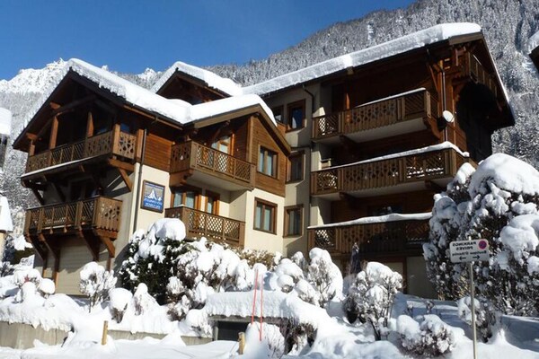 Foto van Appartement in Chamonix met Mont Blanc Uitzicht - Vakantiehuis in CHAMONIX MONT BLANC - ExteriorWinter