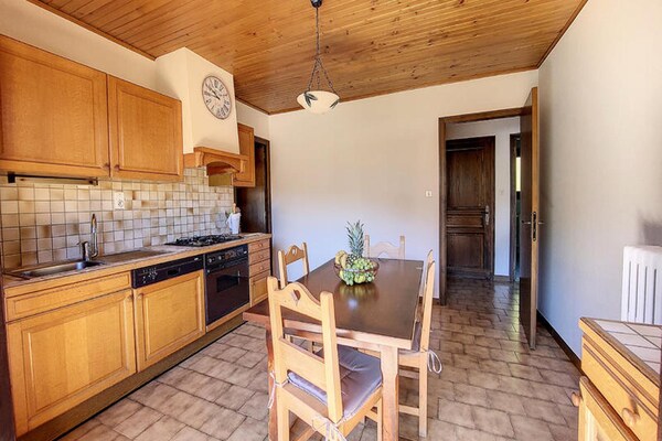 Foto van BOIS VENANTS - Vakantiehuis in Saint Jean d'Aulps - Kitchen