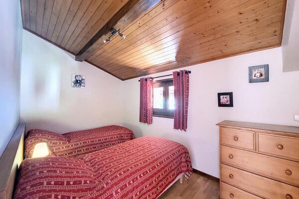 Foto van BOIS VENANTS - Vakantiehuis in Saint Jean d'Aulps - BedRoom