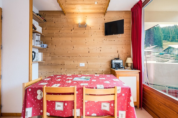 Foto van Gezellig appartement in de bergen in Morillon - Vakantiehuis in Morillon - DiningRoom