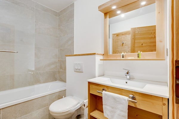 Foto van Appartement in Combloux met Mont Blanc Uitzicht - Vakantiehuis in COMBLOUX - BathRoom