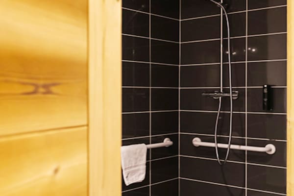 Foto van Appartement in Combloux met Mont Blanc Uitzicht - Vakantiehuis in COMBLOUX - BathRoom