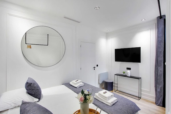 Foto van Luxe appartement met airconditioning in het centrum van Parijs - Untagged