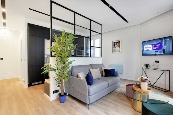 Foto van Luxe appartement met airconditioning in het centrum van Parijs - Untagged