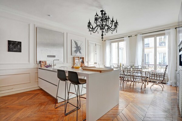 Foto van Elegant appartement - 4BR -10P- Madeleine - Vakantiehuis in Paris - Untagged