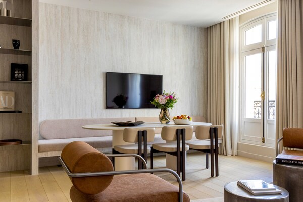 Foto van Luxe appartement met airconditioning, 2 slaapkamers/6 plaatsen - Madeleine - Untagged