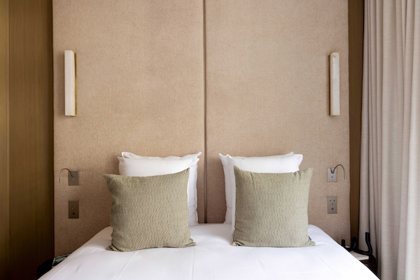 Foto van Luxe appartement met airconditioning, 2 slaapkamers/6 plaatsen - Madeleine - Untagged