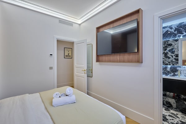 Foto van Luxe appartement in Matignon/Saint Honoré - Vakantiehuis in Paris - 