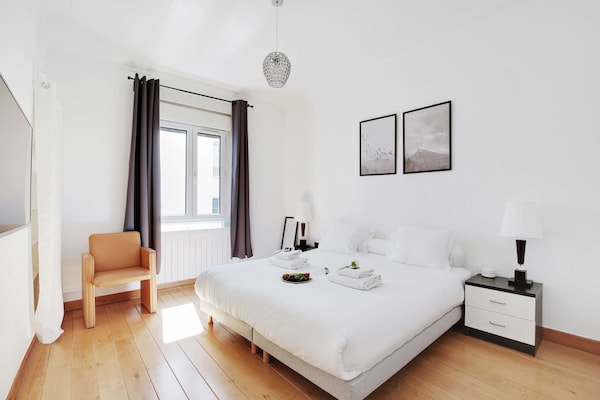 Foto van Luxe appartement - 2BR/6P - Canal Saint-Martin - Vakantiehuis in Paris - 