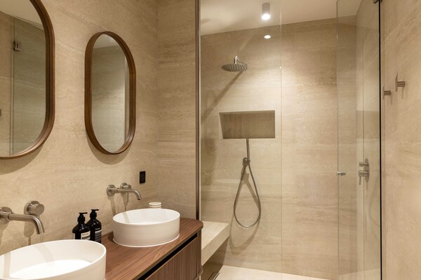 Foto van Luxe appartement / Airconditioning - 4 slaapkamers / 8 plaatsen - Bastille - Untagged