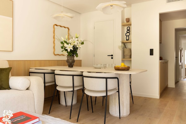 Foto van Elegant appartement - AC-3BR-8P - Place de la Nation - Untagged