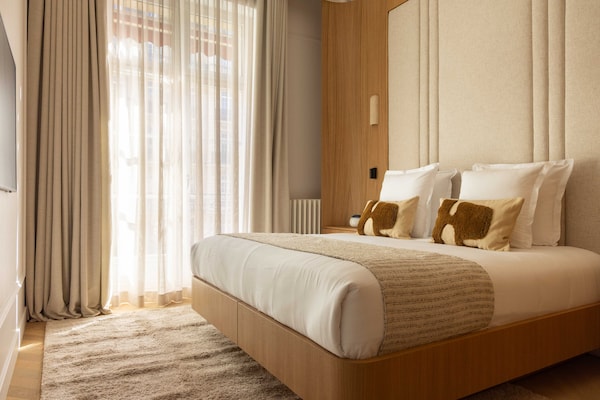Foto van Luxe appartement met airconditioning - 10 personen/4 slaapkamers - Arc de Triomphe - Untagged