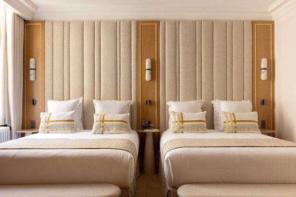 Foto van Luxe appartement met airconditioning - 10 personen/4 slaapkamers - Arc de Triomphe - Untagged
