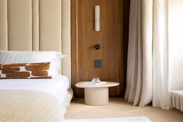 Foto van Luxe Apt geklimatiseerd - 6P/3BDR - Arc de Triomphe - Untagged
