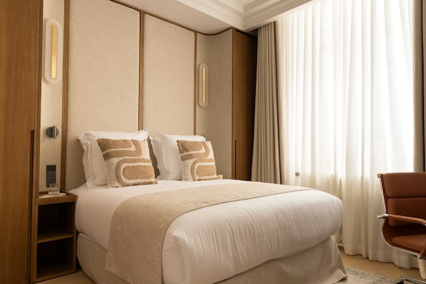 Foto van Luxe Apt geklimatiseerd - 6P/3BDR - Arc de Triomphe - Untagged