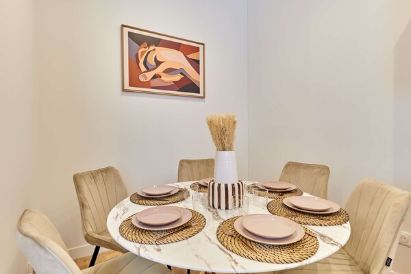 Foto van Elegant appartement AC – Buttes-Chaumont - Vakantiehuis in Paris - Untagged