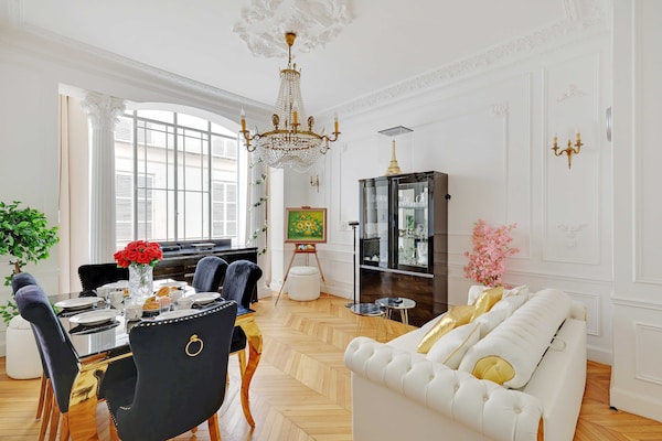 Foto van Luxe appartement met 2 slaapkamers en 6 badkamers - Arc de Triomphe - Untagged